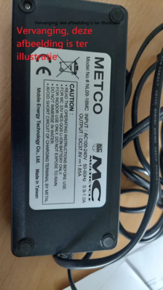 Multi Cycle MC E-bike Lader - 37.8V - 2A - 4 Pins -4 polig-XLR connector Ebike Oplader Metco ML09-18MC